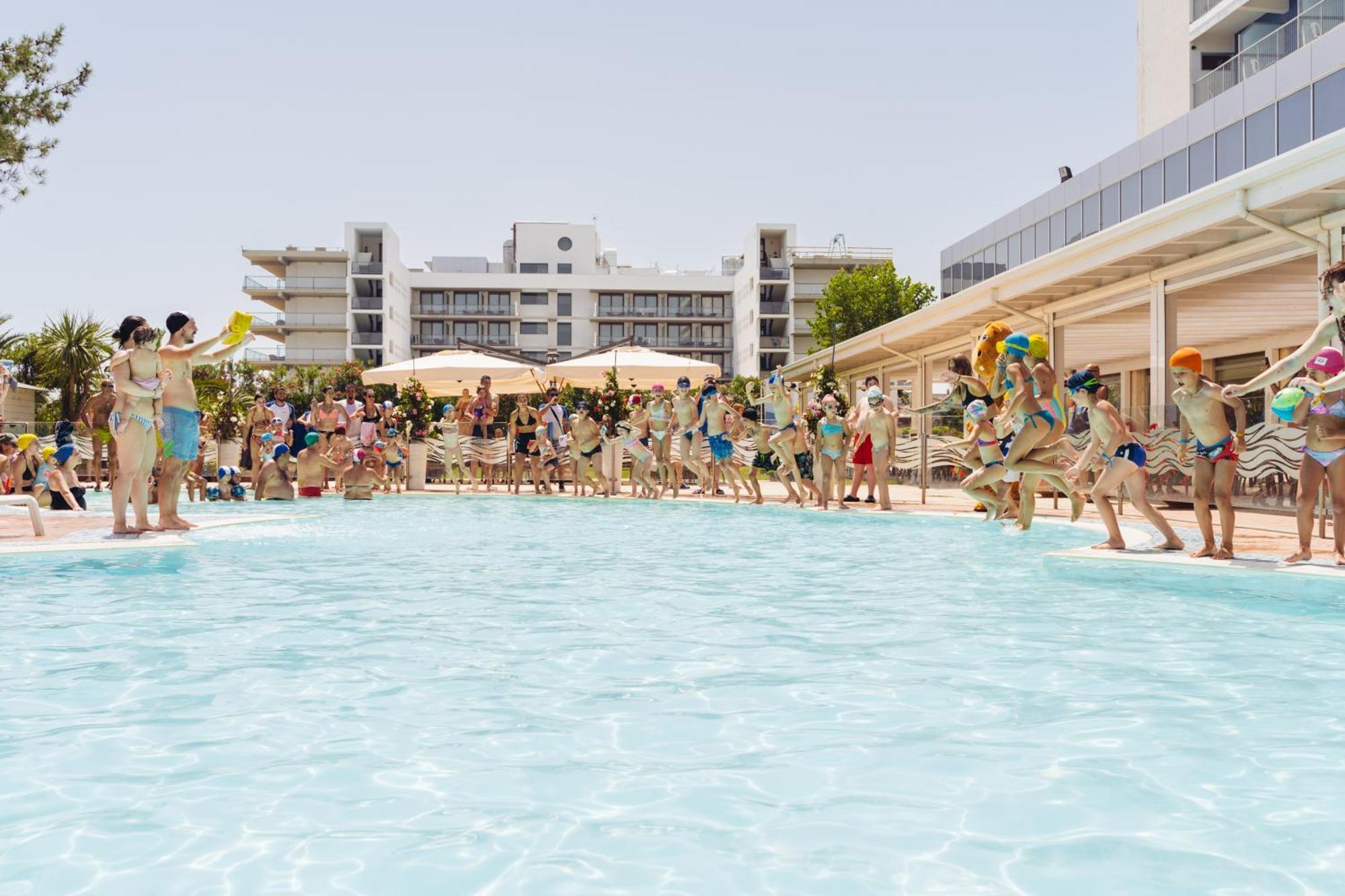 סילבי מרינה Hermitage Hotel מראה חיצוני תמונה