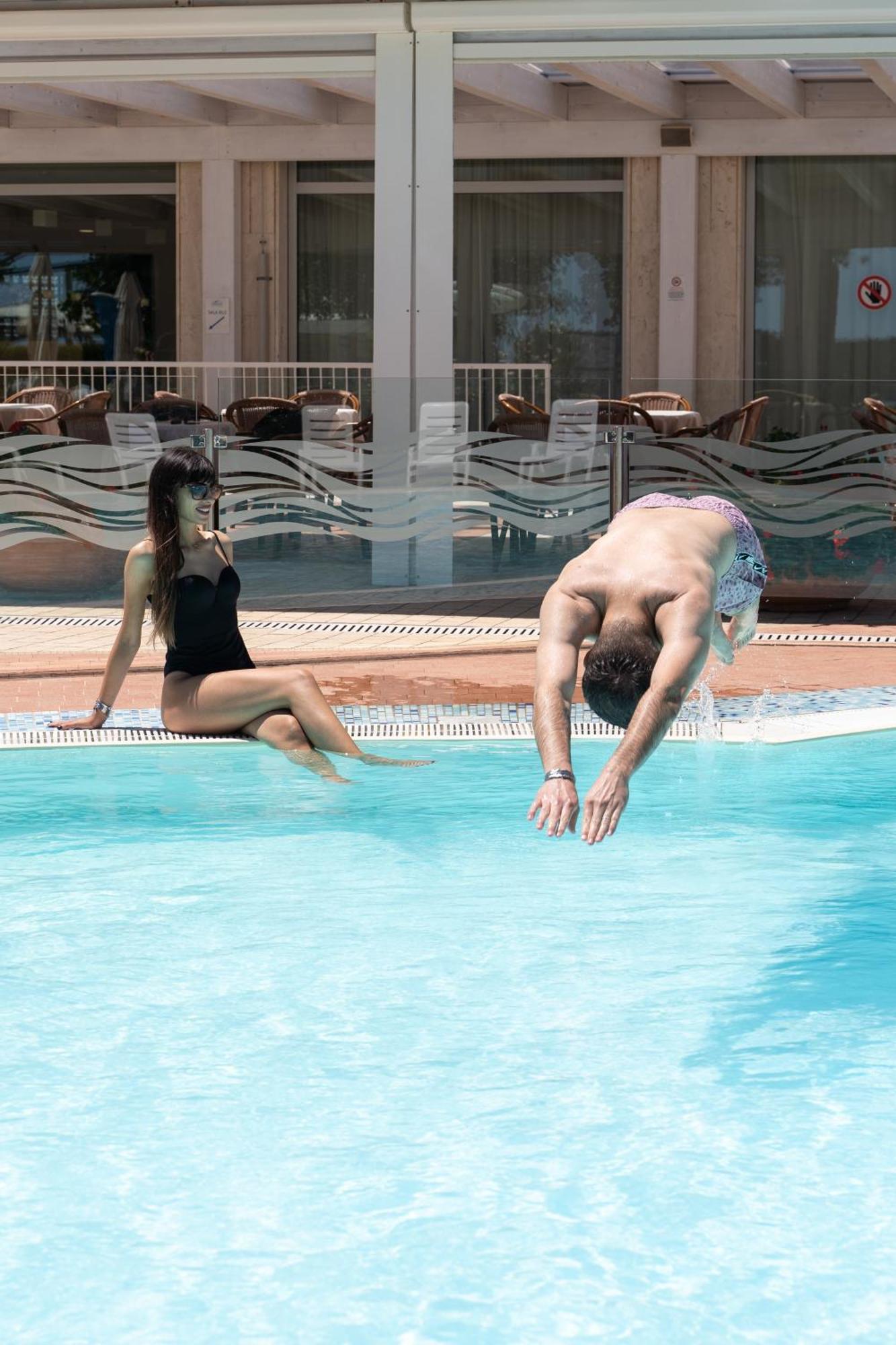 סילבי מרינה Hermitage Hotel מראה חיצוני תמונה