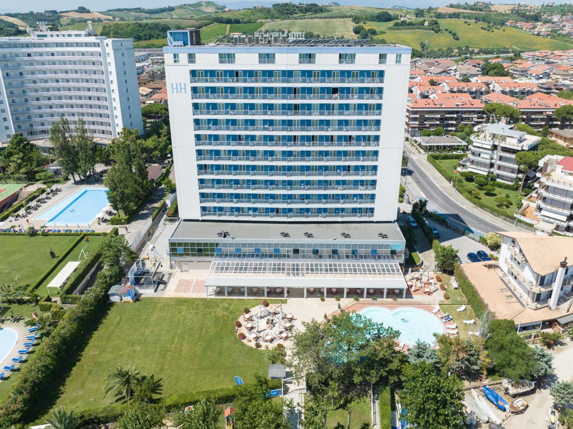 סילבי מרינה Hermitage Hotel מראה חיצוני תמונה