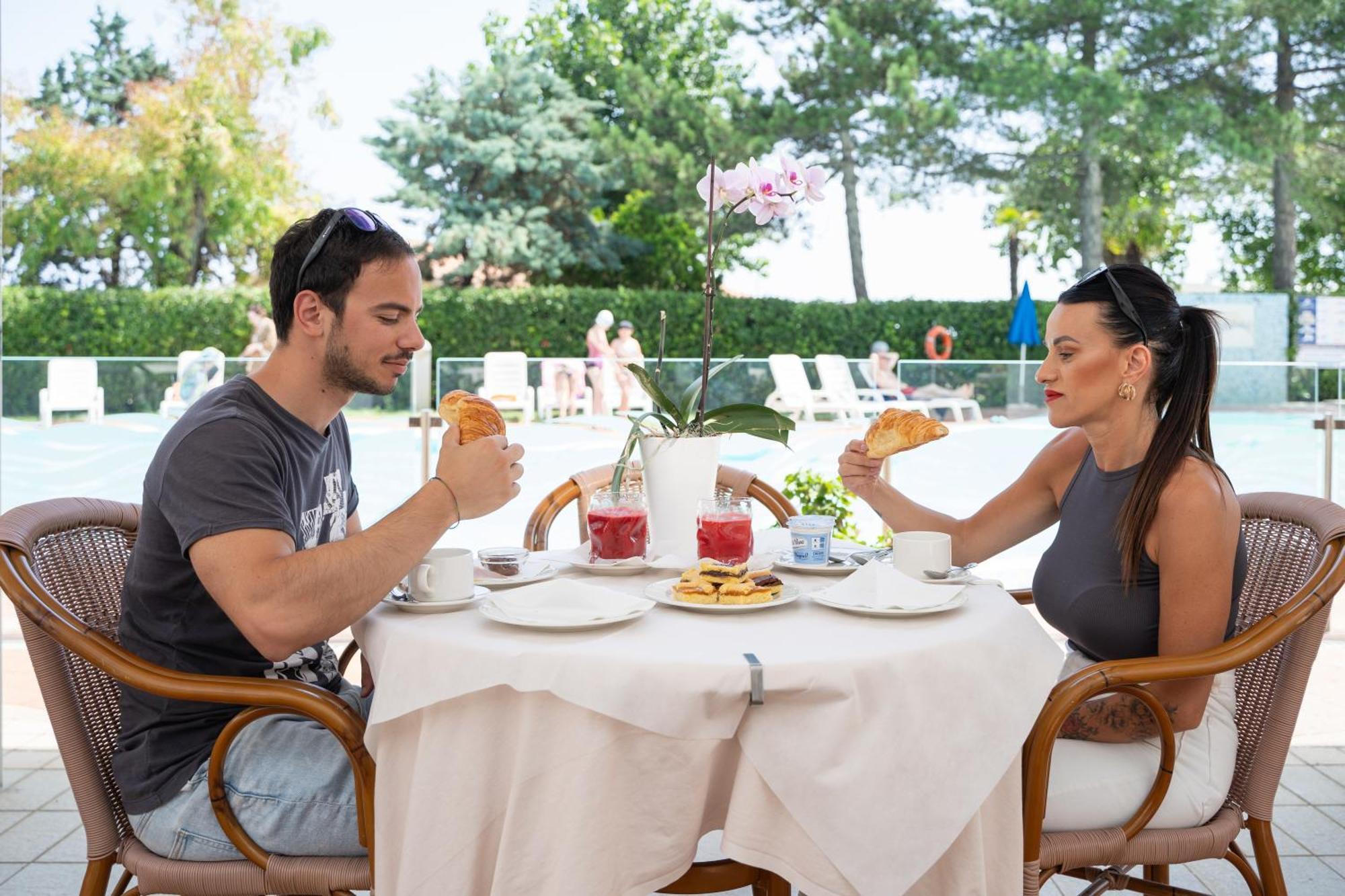 סילבי מרינה Hermitage Hotel מראה חיצוני תמונה