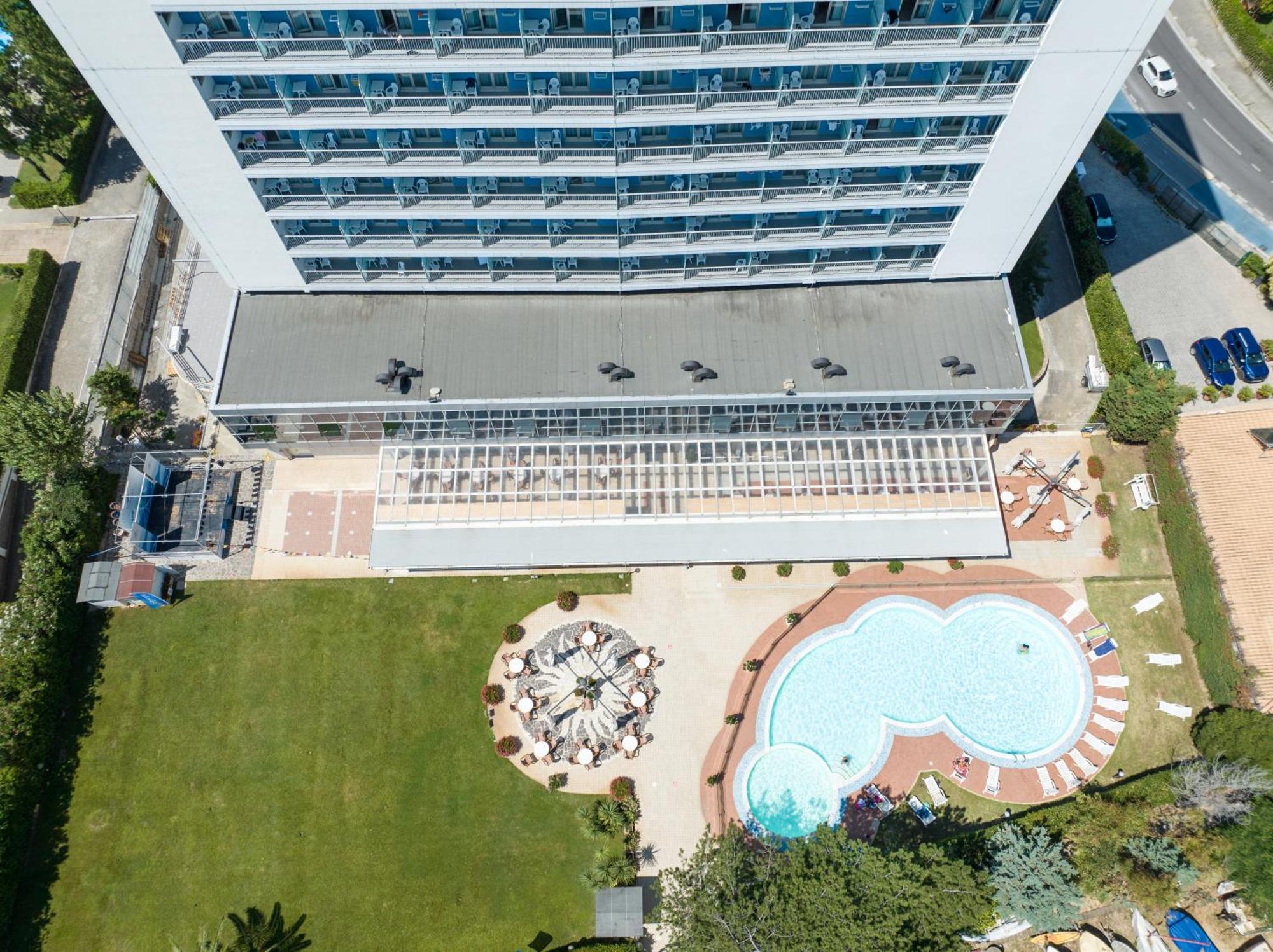 סילבי מרינה Hermitage Hotel מראה חיצוני תמונה