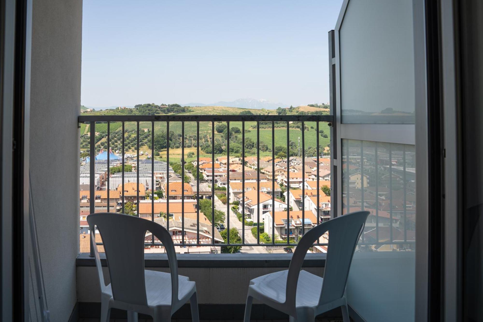 סילבי מרינה Hermitage Hotel מראה חיצוני תמונה