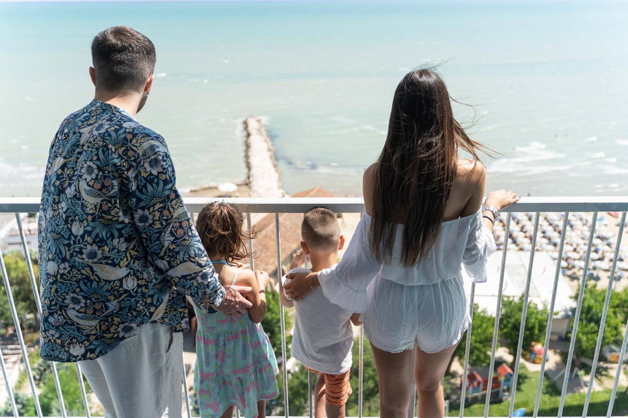 סילבי מרינה Hermitage Hotel מראה חיצוני תמונה